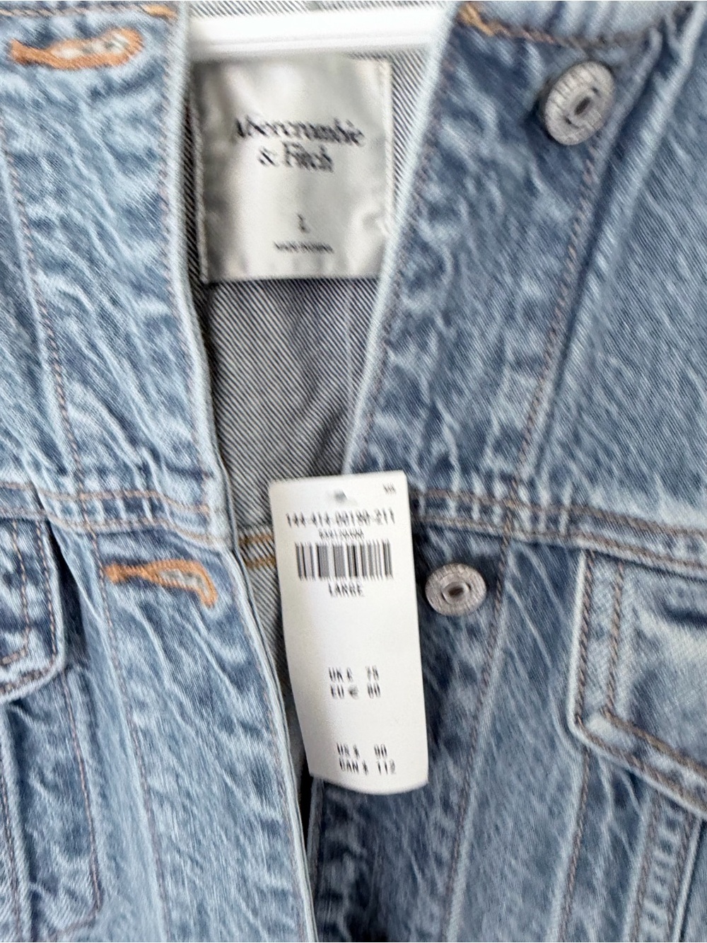 Abercrombie & Fitch Oversize Denim Jacket  Collarless Jean Jacket Size Large NWT - Picture 6 of 11